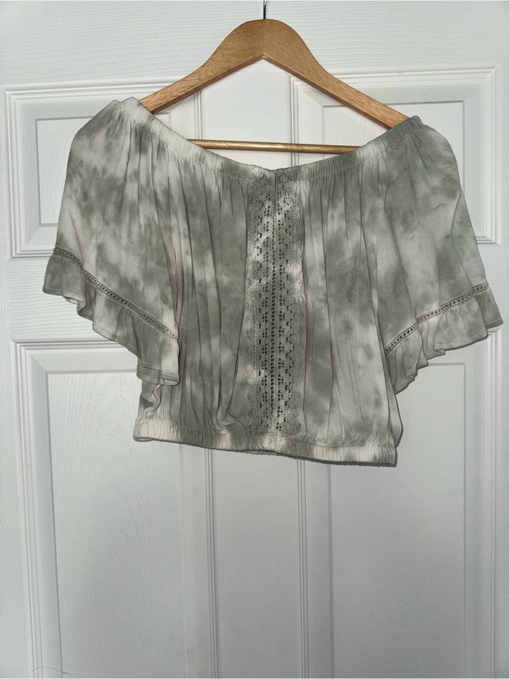 Ocean Drive Gray Tie-Dye Off-Shoulder Crop Top